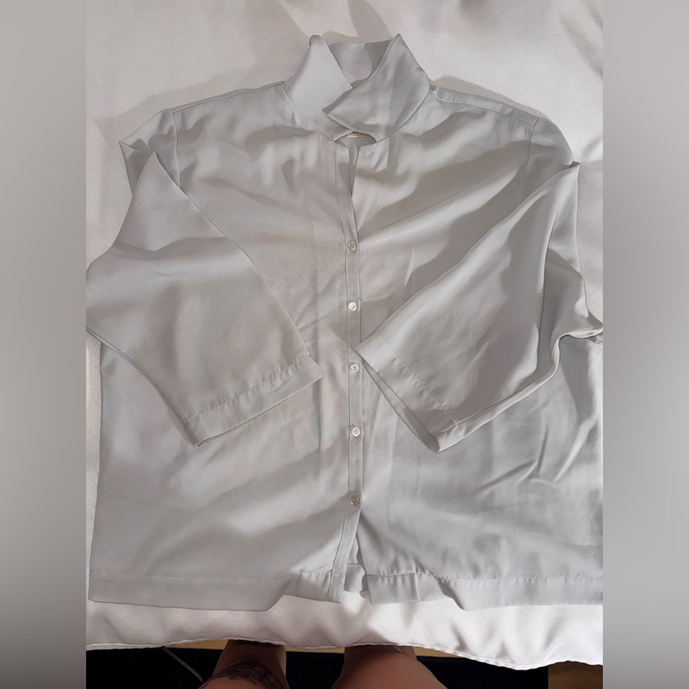 Chic Gray Button-Up Shirt